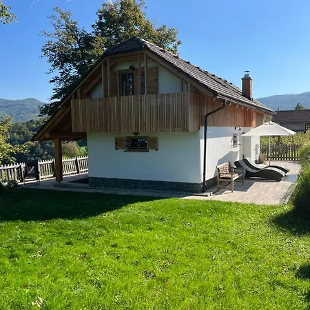 House-tanjevica Feriehus *